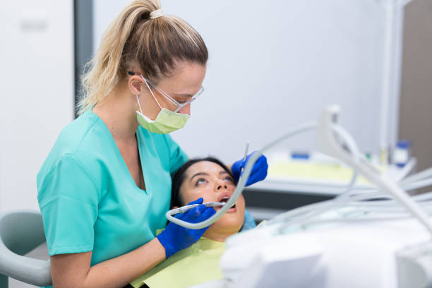 Best Broken or Cracked Tooth Emergency Dentist in Bluffton, IN